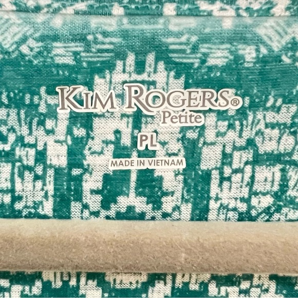 Women’s top in teal and white | Size PL | SO SOFT! | NWT - Picture 3 of 8